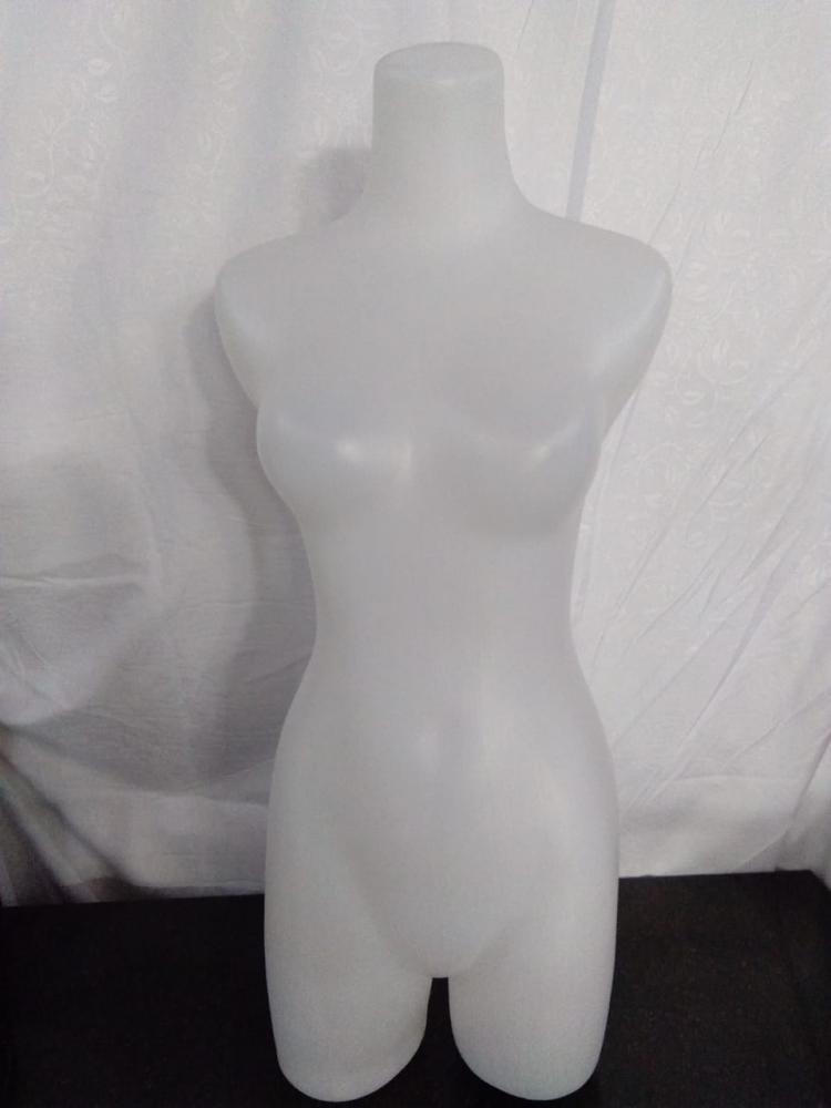 Mannequin Dewasa Setengah Badan Wanita