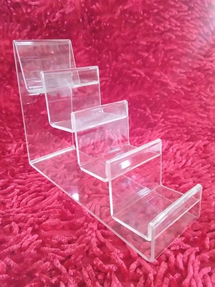 Rak Display Dompet Acrylic